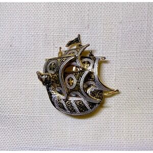 Vintage Spain Two Tone Viking Ship Brooch Pin Nautical‎ Maritime Jewelry